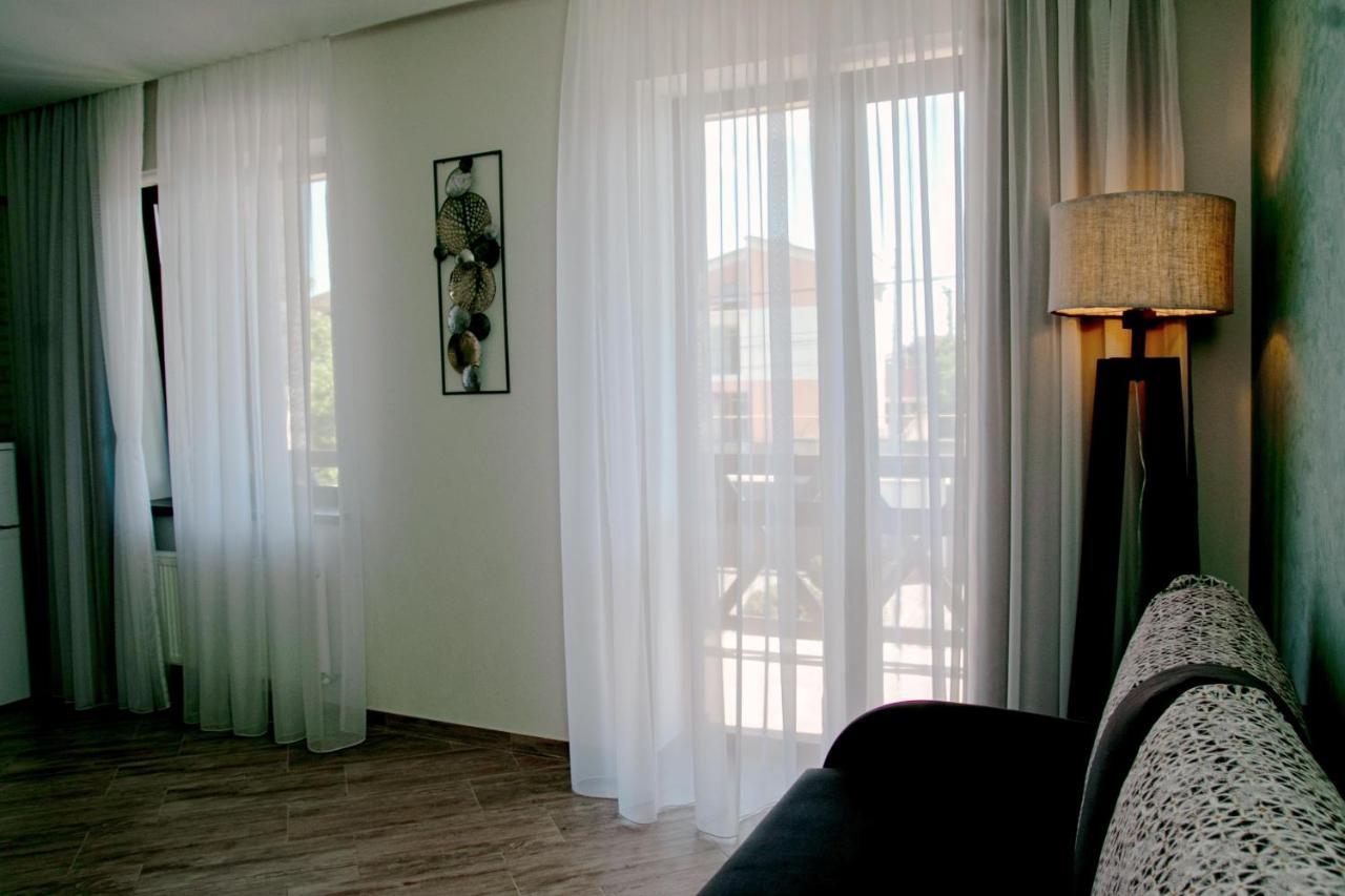 Oasis Family Apartments Sanzhiyka Luaran gambar